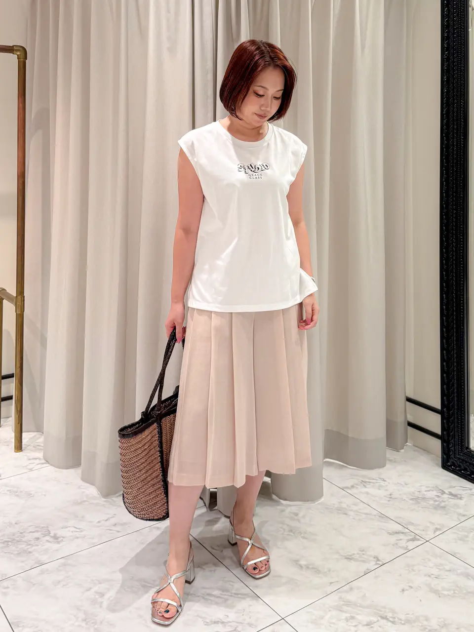 GRACE CONTINENTAL Natsumi コーディネート画像