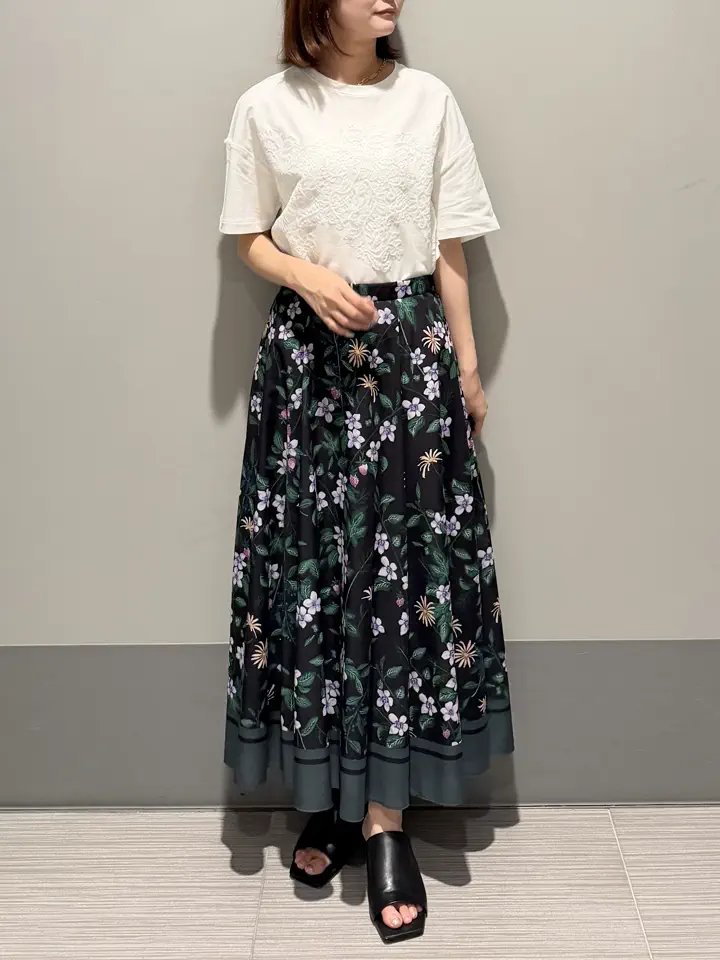 GRACE CONTINENTAL MORITA AI コーディネート画像
