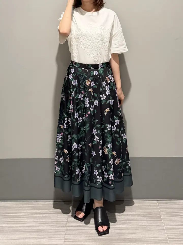 GRACE CONTINENTAL MORITA AI コーディネート画像