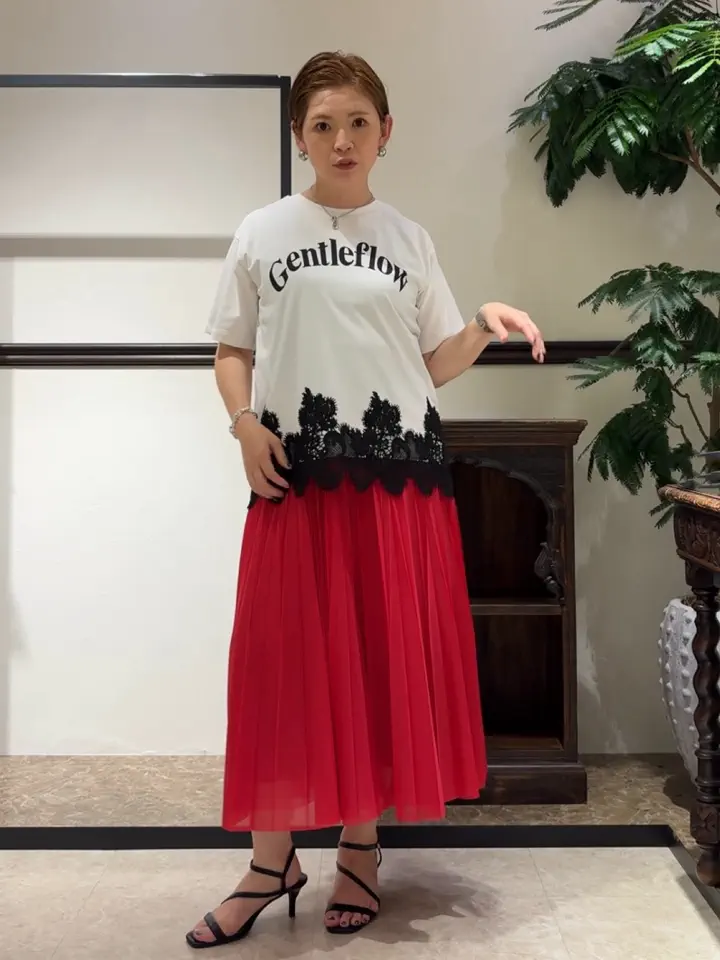 GRACE CONTINENTAL N.YURI コーディネート画像
