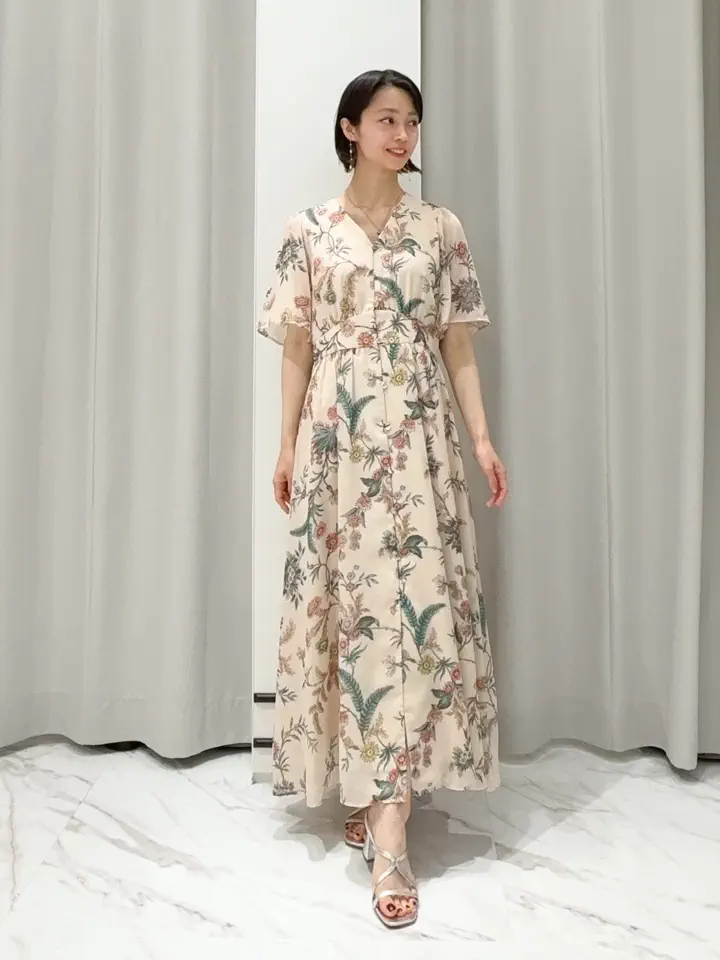 GRACE CONTINENTAL yuri コーディネート画像
