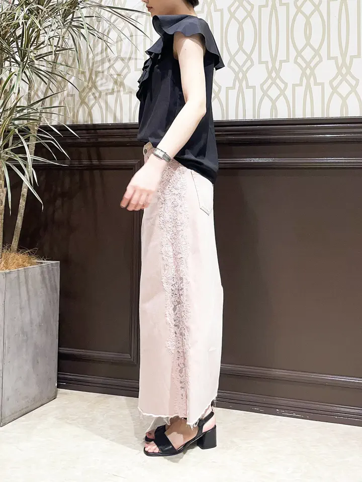 GRACE CONTINENTAL nao コーディネート画像
