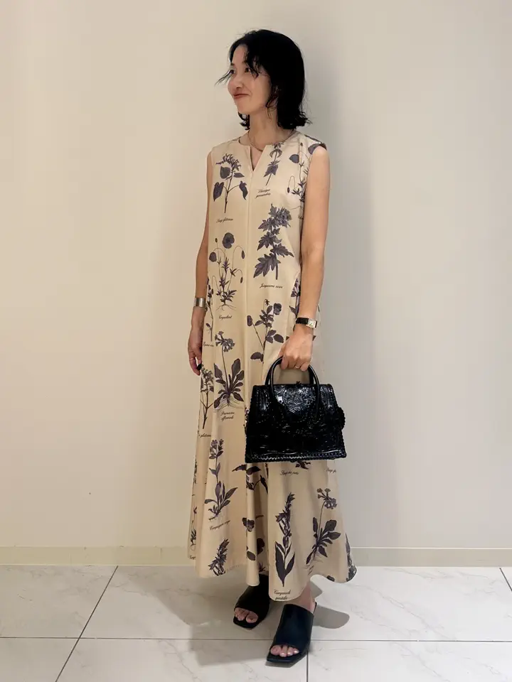 GRACE CONTINENTAL 尾田亜沙美 コーディネート画像