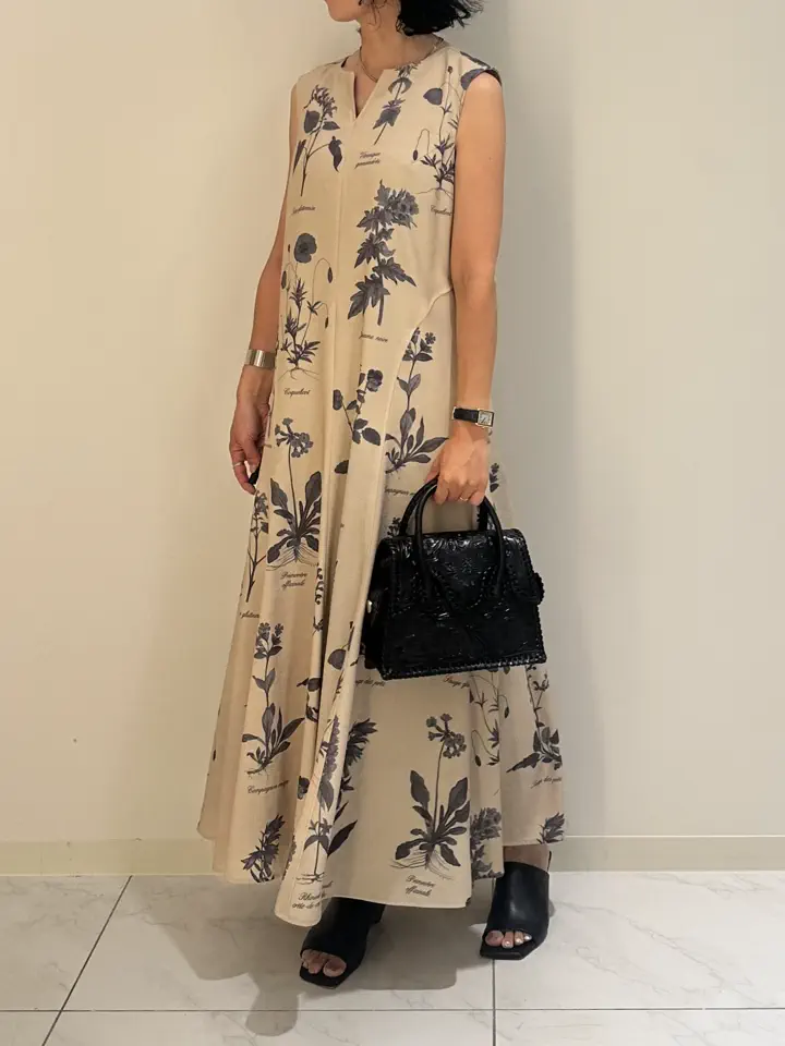 GRACE CONTINENTAL 尾田亜沙美 コーディネート画像