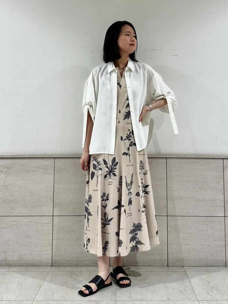 GRACE CONTINENTAL 伊藤　静華 コーディネート画像