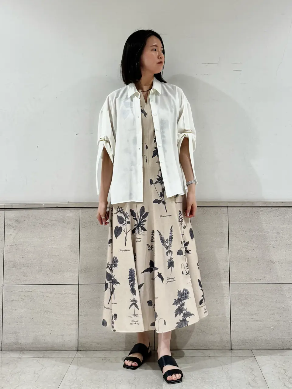 GRACE CONTINENTAL 伊藤　静華 コーディネート画像
