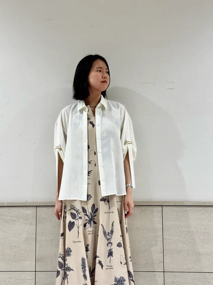 GRACE CONTINENTAL 伊藤　静華 コーディネート画像