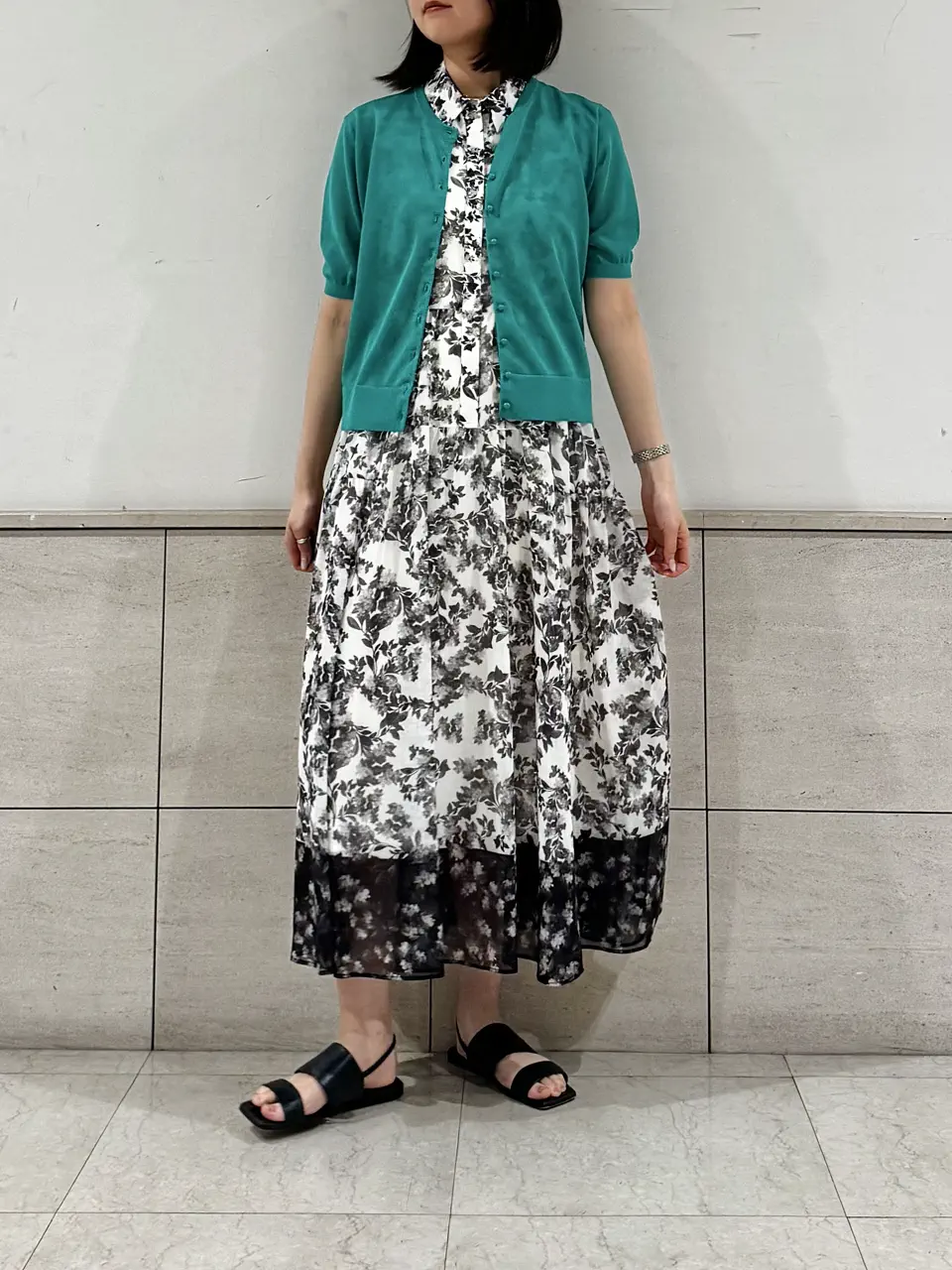 GRACE CONTINENTAL 伊藤　静華 コーディネート画像