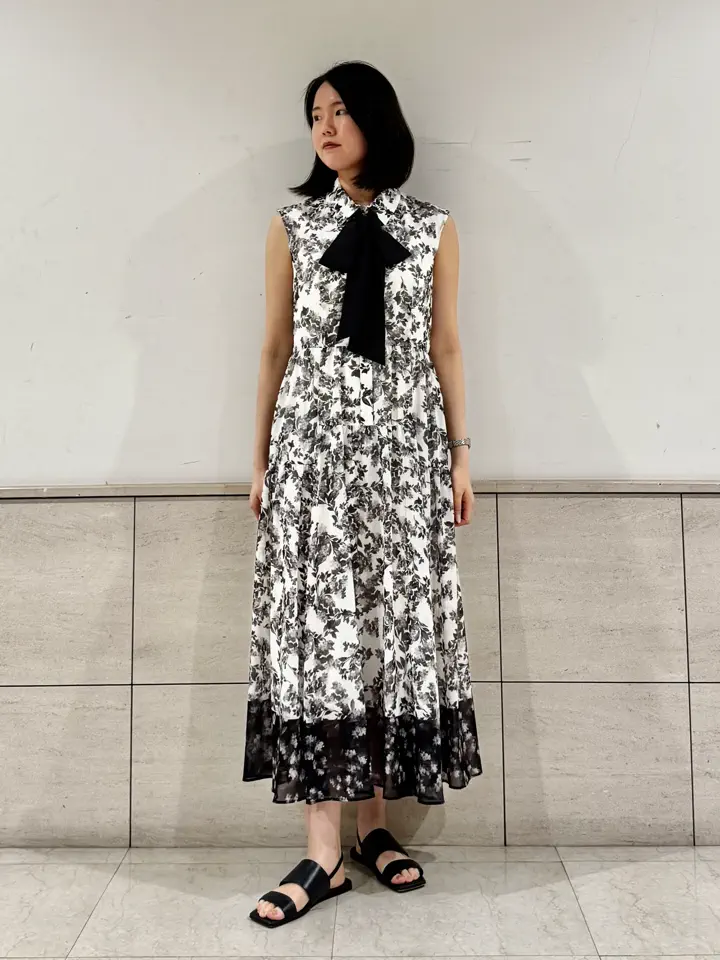 GRACE CONTINENTAL 伊藤　静華 コーディネート画像