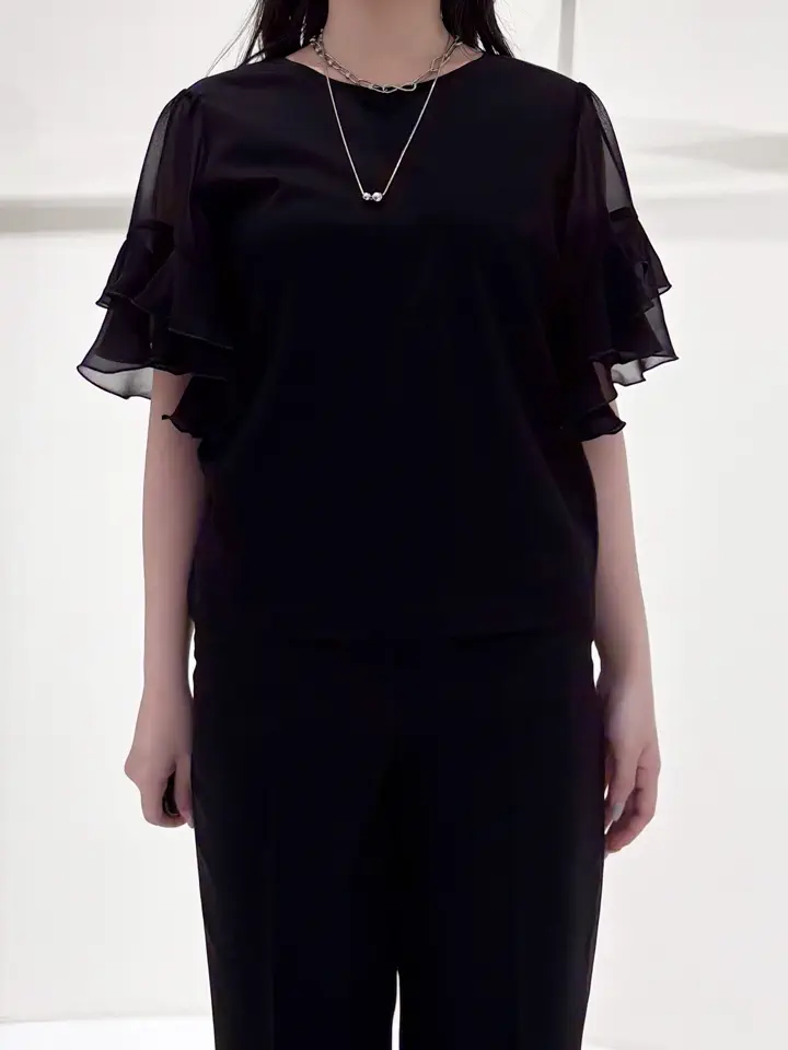 GRACE CONTINENTAL 平野 裕華 コーディネート画像