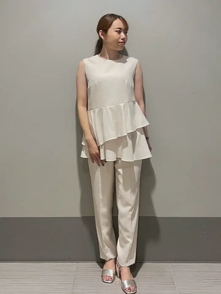 GRACE CONTINENTAL 細川　もなみ コーディネート画像