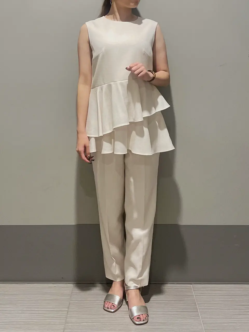 GRACE CONTINENTAL 細川　もなみ コーディネート画像