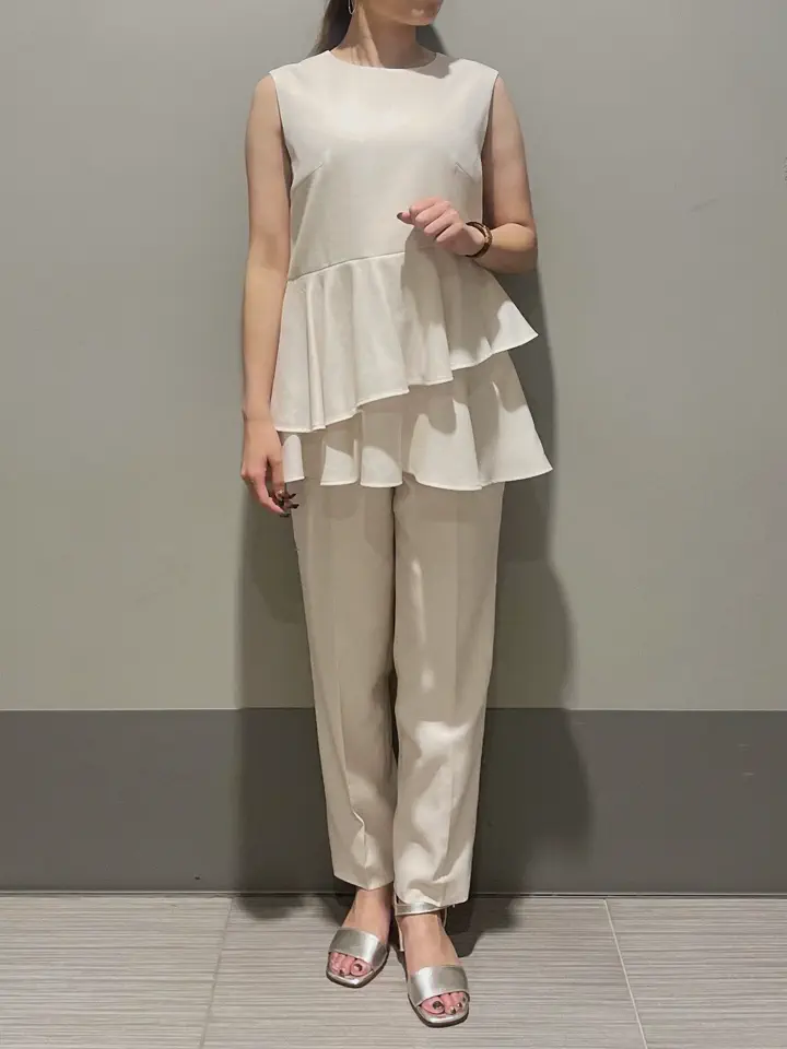 GRACE CONTINENTAL 細川　もなみ コーディネート画像