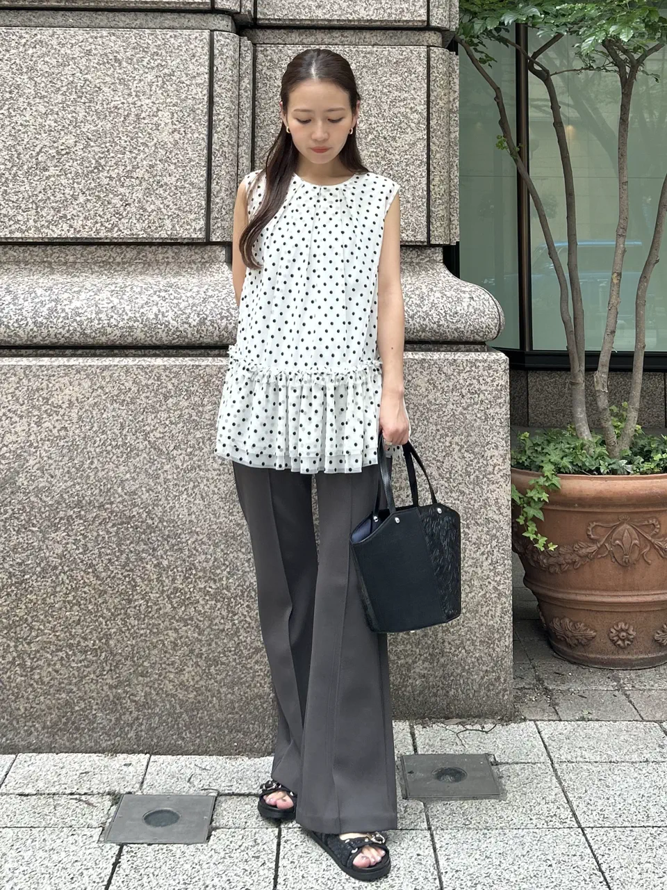 GRACE CONTINENTAL ERINA KATO コーディネート画像