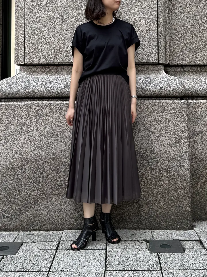GRACE CONTINENTAL 伊藤　静華 コーディネート画像