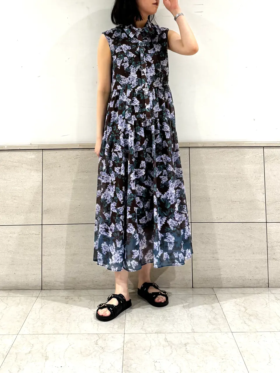 GRACE CONTINENTAL 伊藤　静華 コーディネート画像