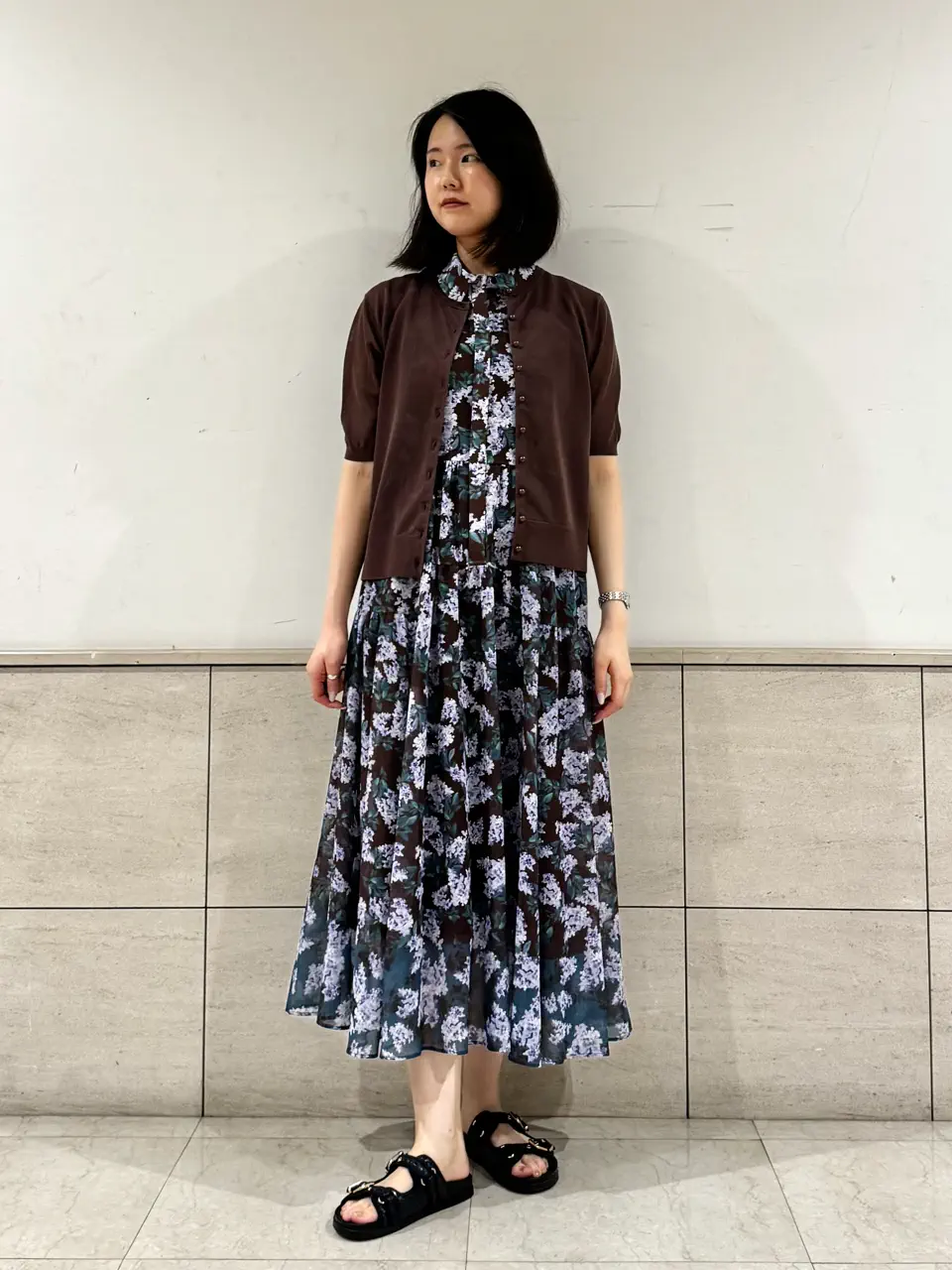 GRACE CONTINENTAL 伊藤　静華 コーディネート画像