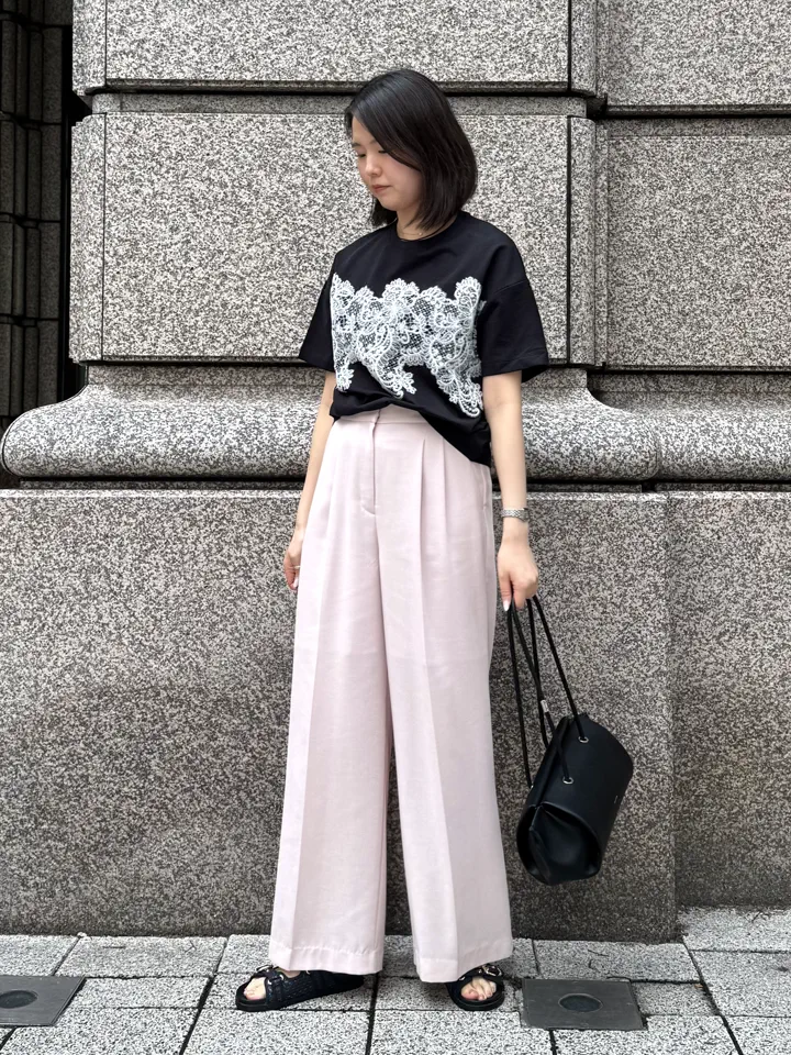 GRACE CONTINENTAL 伊藤　静華 コーディネート画像