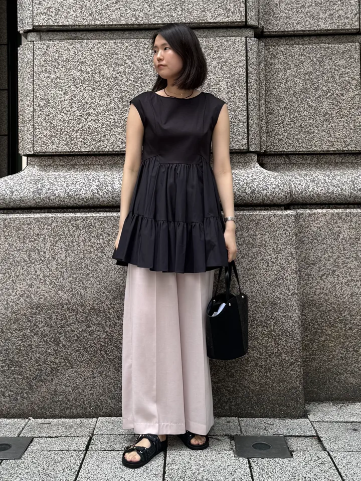 GRACE CONTINENTAL 伊藤　静華 コーディネート画像
