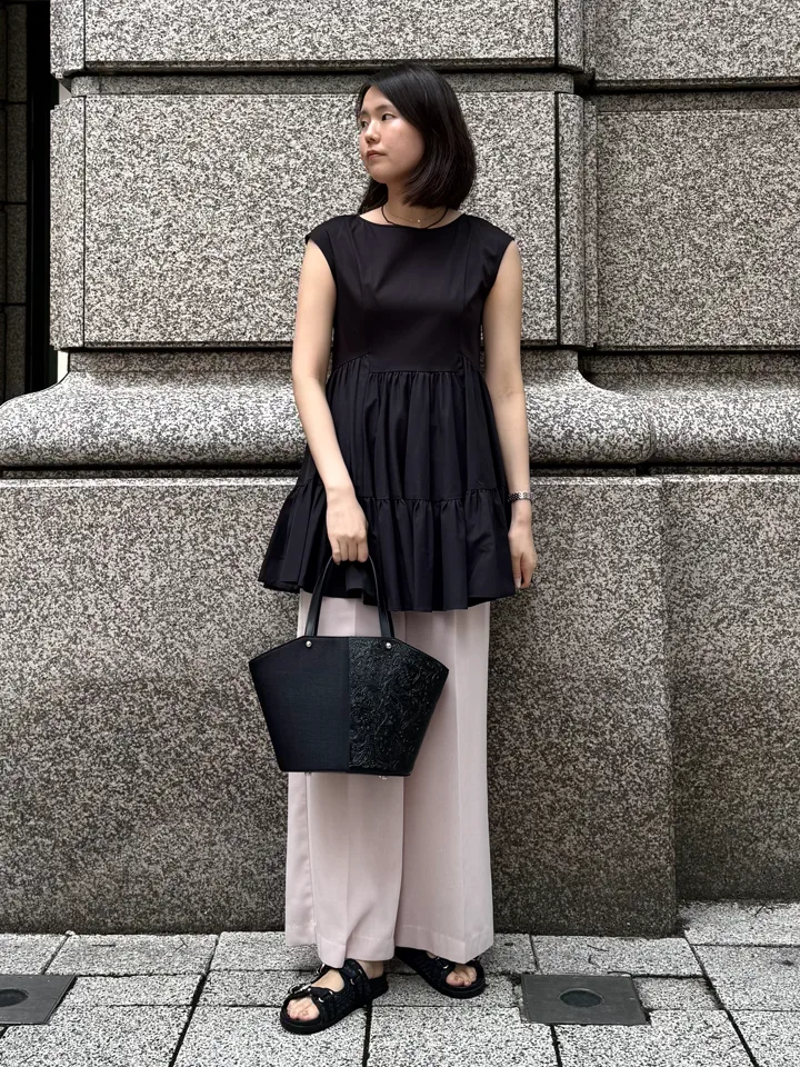 GRACE CONTINENTAL 伊藤　静華 コーディネート画像