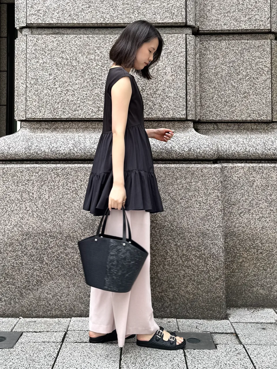GRACE CONTINENTAL 伊藤　静華 コーディネート画像