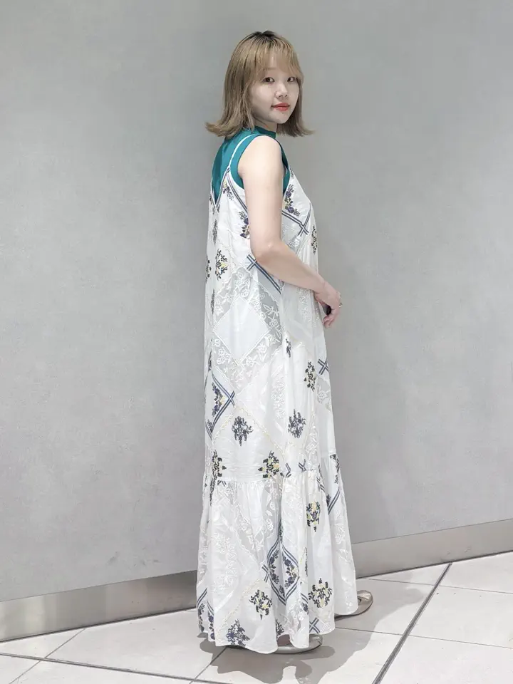 GRACE CONTINENTAL SAYUMI Nagashima コーディネート画像