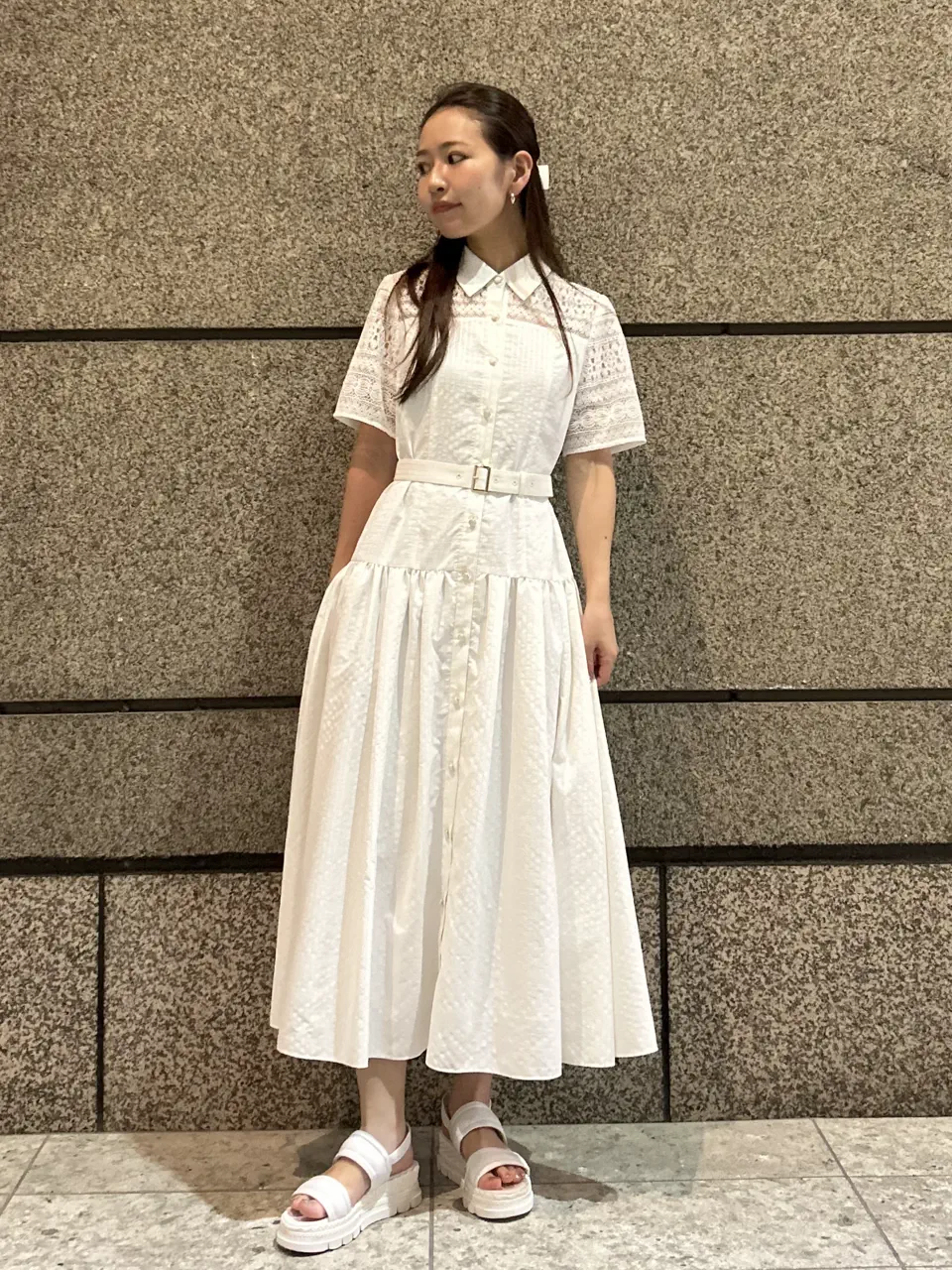  ERINA KATO コーディネート画像