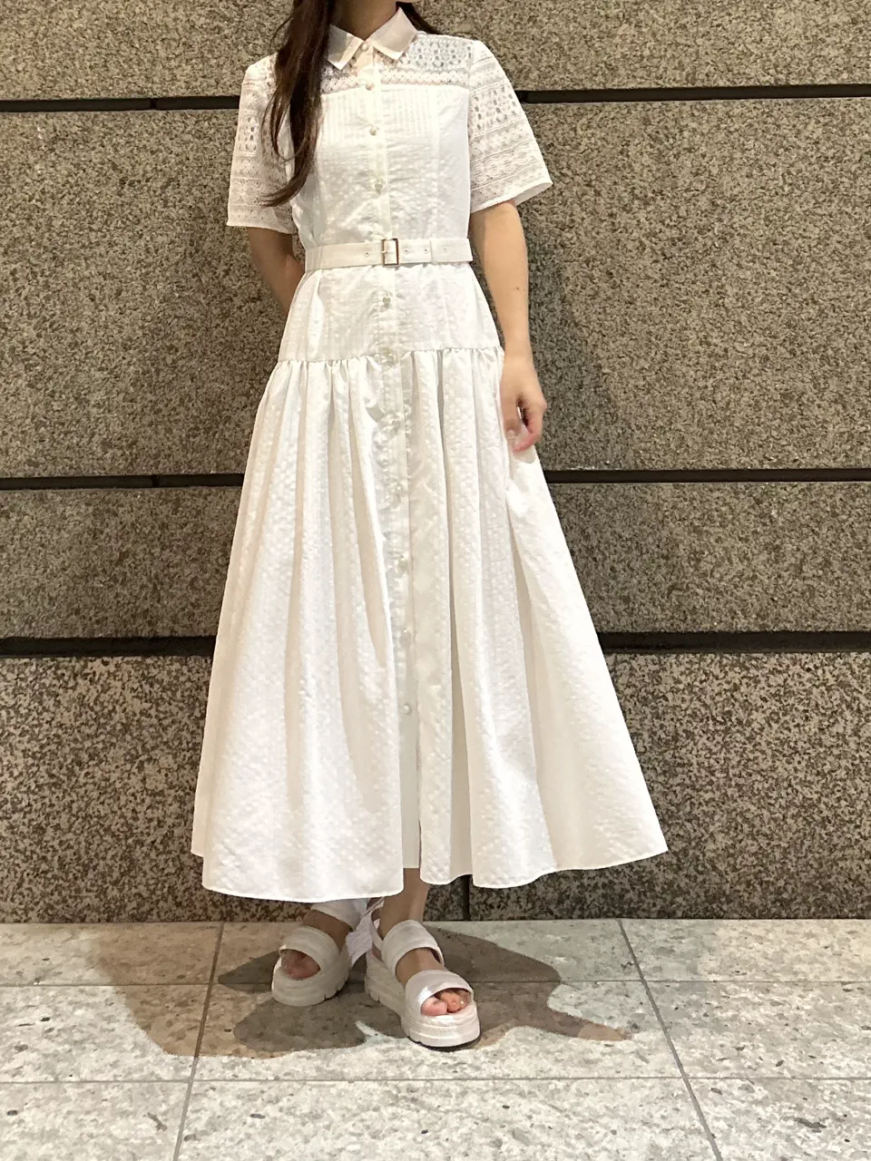 GRACE CONTINENTAL ERINA KATO コーディネート画像