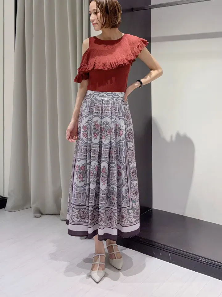 GRACE CONTINENTAL 亀田 未希 コーディネート画像