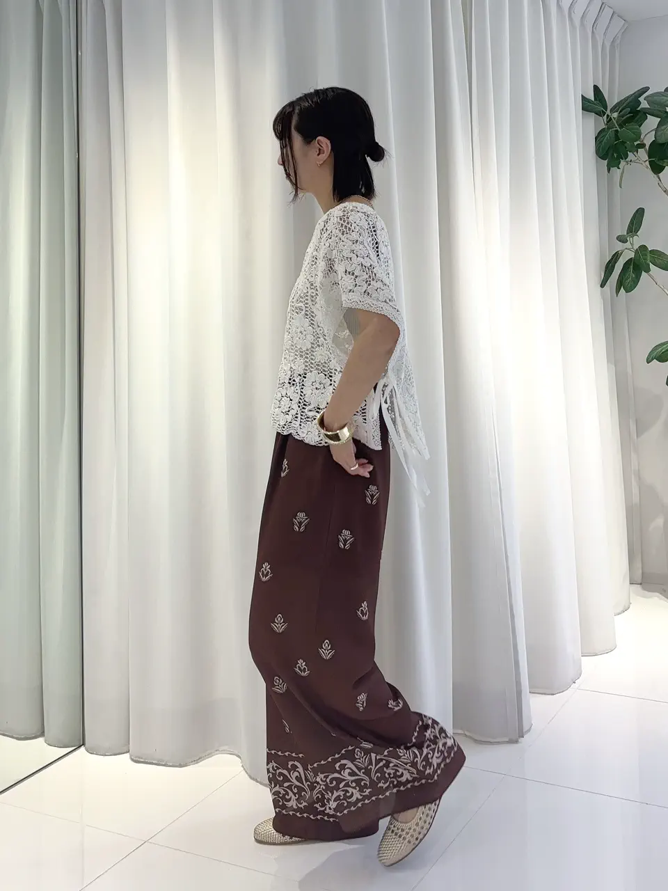 GRACE CONTINENTAL Hikaru Okada コーディネート画像