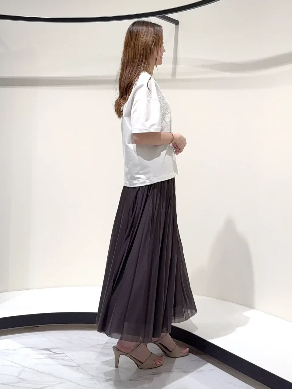 GRACE CONTINENTAL Suzuka コーディネート画像