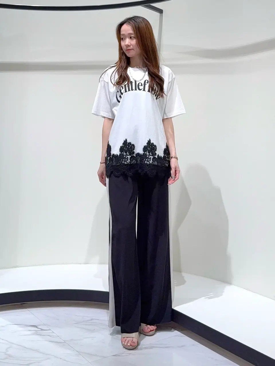 GRACE CONTINENTAL Suzuka コーディネート画像