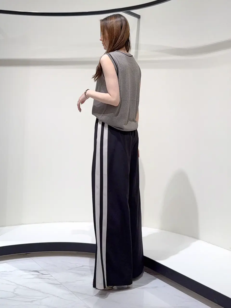 GRACE CONTINENTAL Suzuka コーディネート画像