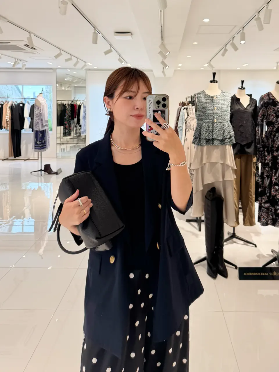 GRACE CONTINENTAL 古川温子 コーディネート画像