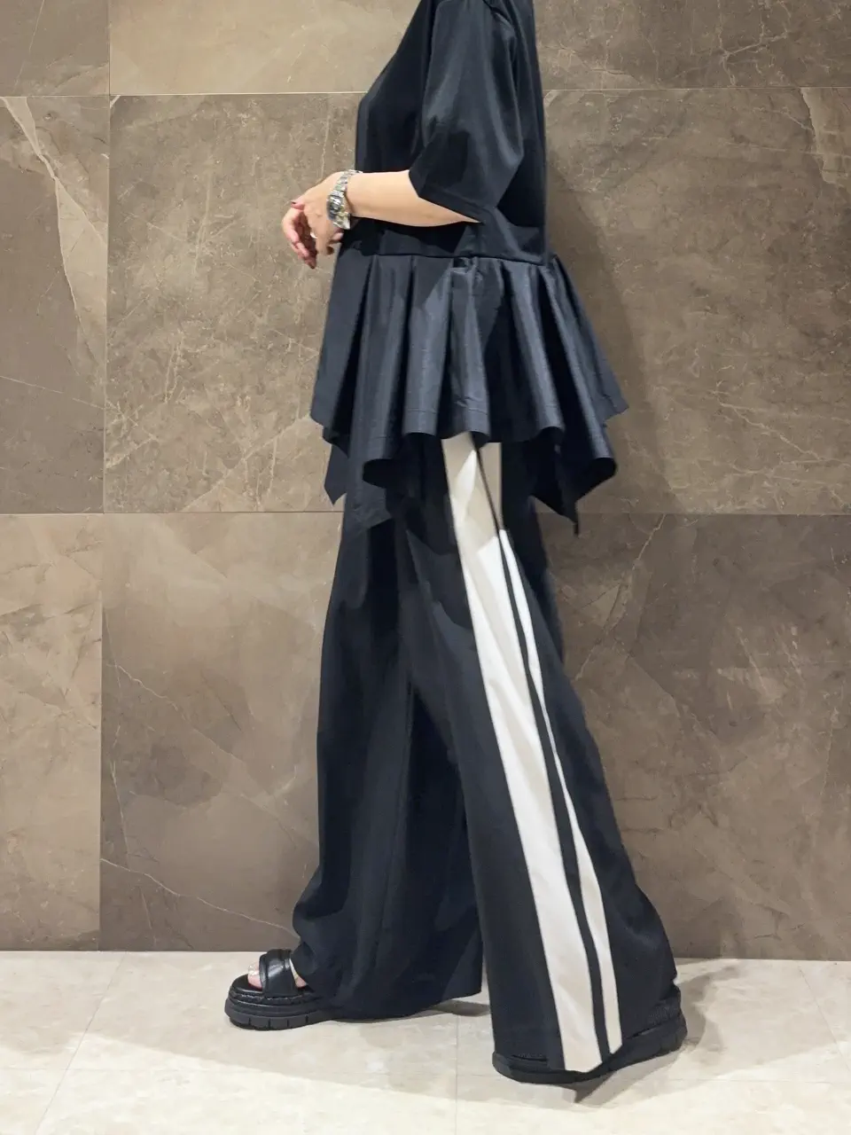GRACE CONTINENTAL 穐山　香織 コーディネート画像