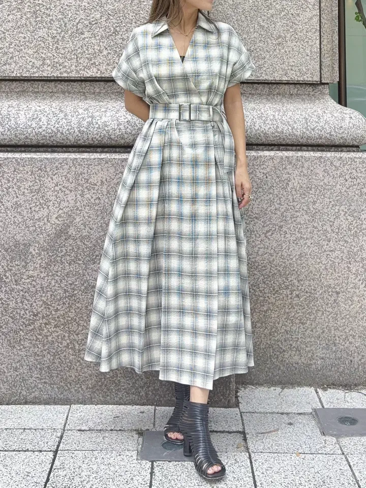 GRACE CONTINENTAL yukimi yonee コーディネート画像