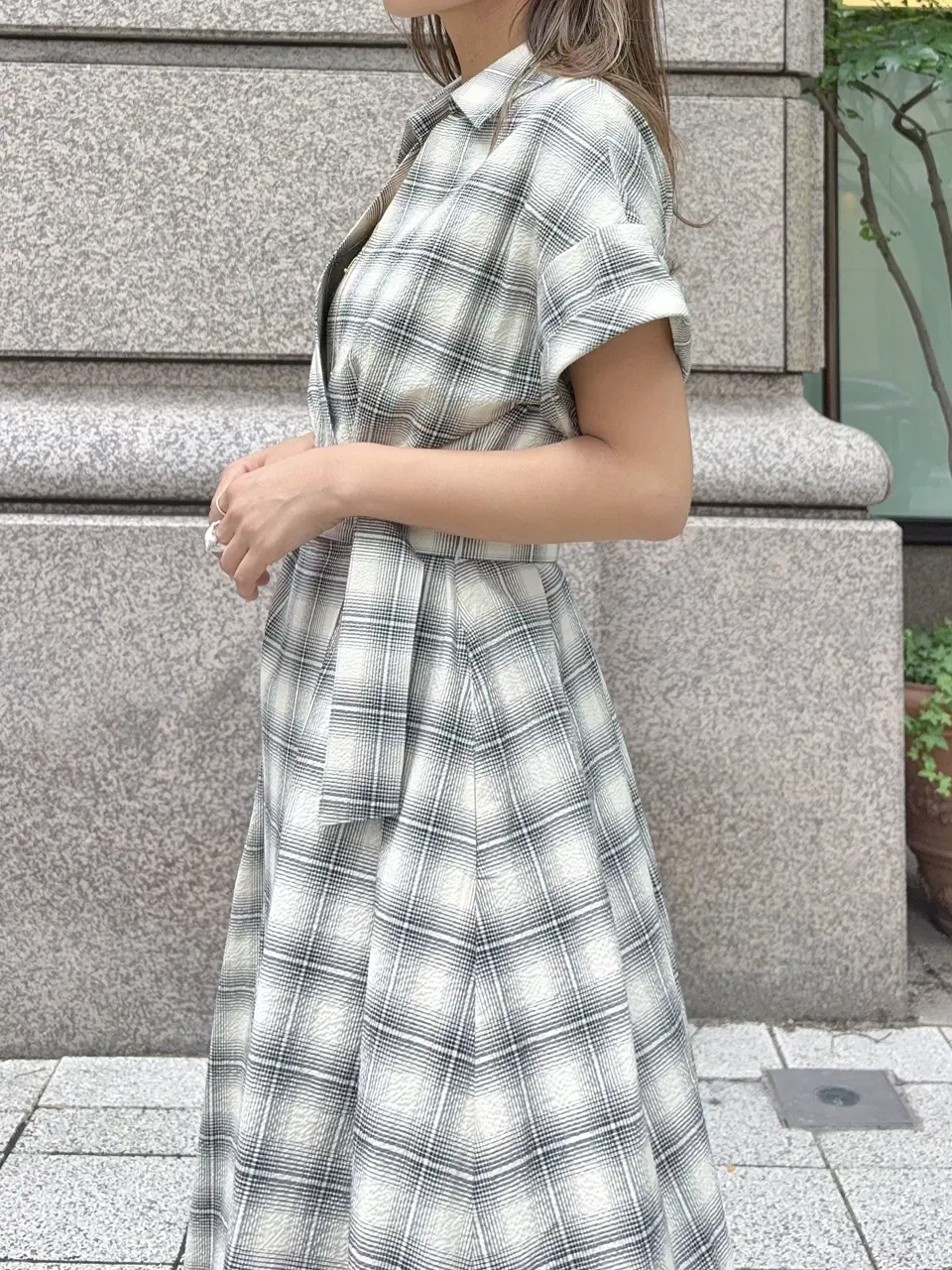 GRACE CONTINENTAL yukimi yonee コーディネート画像