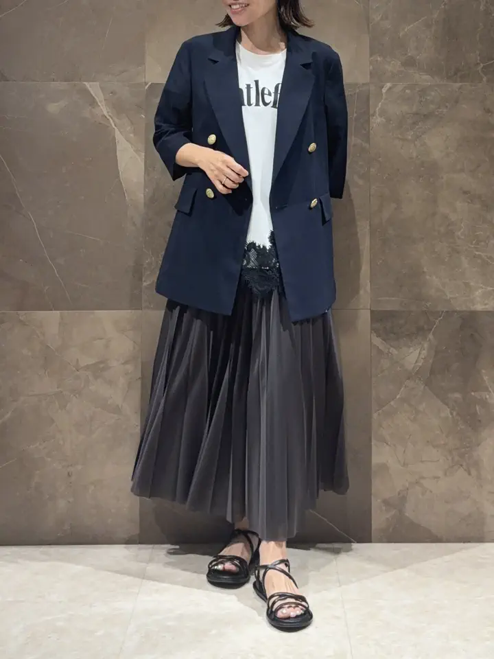 GRACE CONTINENTAL 穐山　香織 コーディネート画像