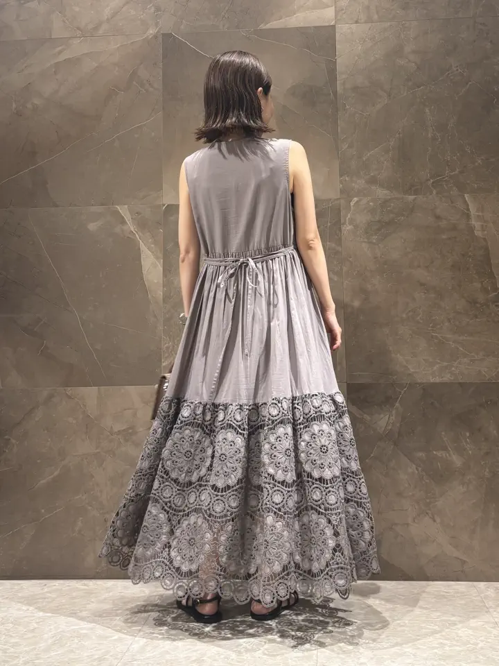 GRACE CONTINENTAL 穐山　香織 コーディネート画像