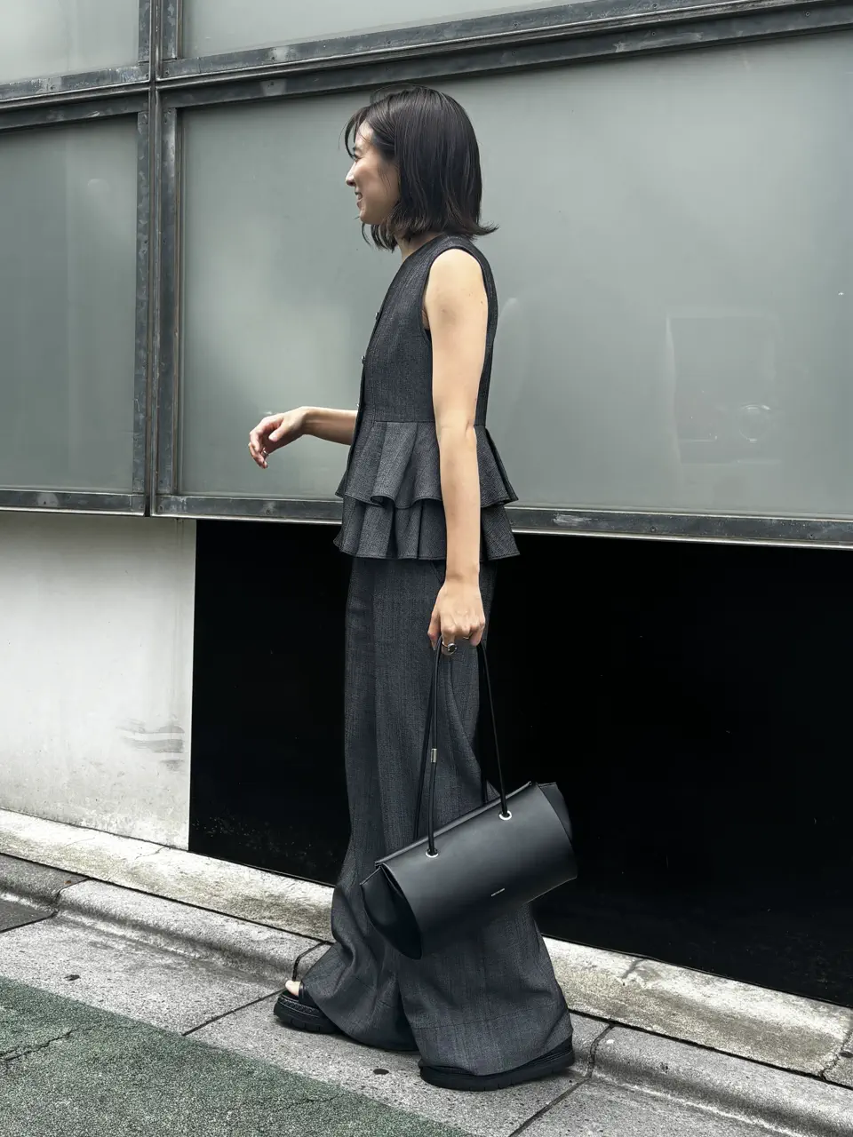 GRACE CONTINENTAL Hikaru Okada コーディネート画像