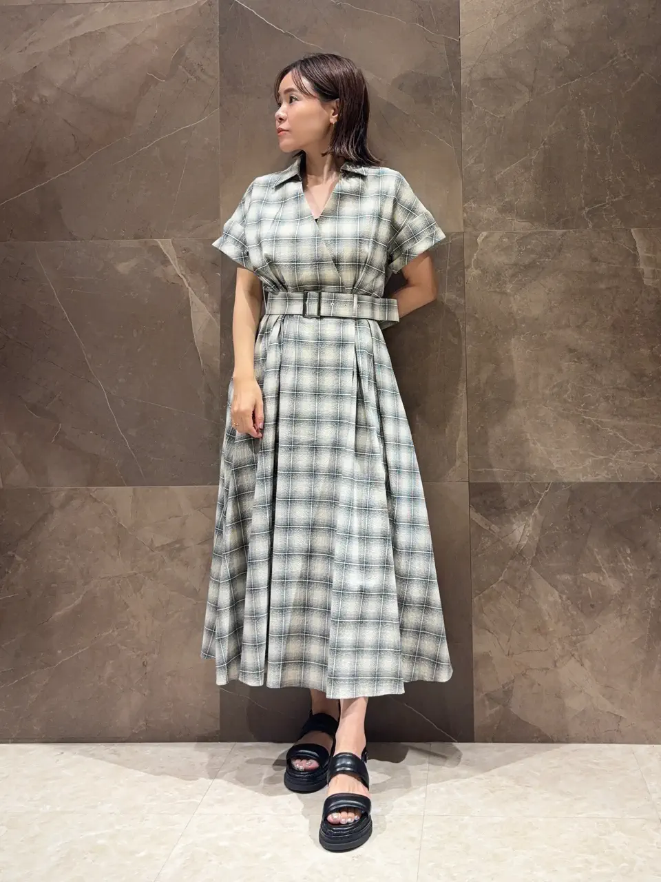 GRACE CONTINENTAL 穐山　香織 コーディネート画像