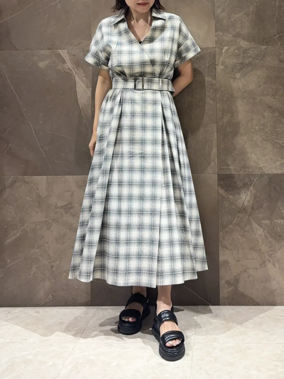 GRACE CONTINENTAL 穐山　香織 コーディネート画像