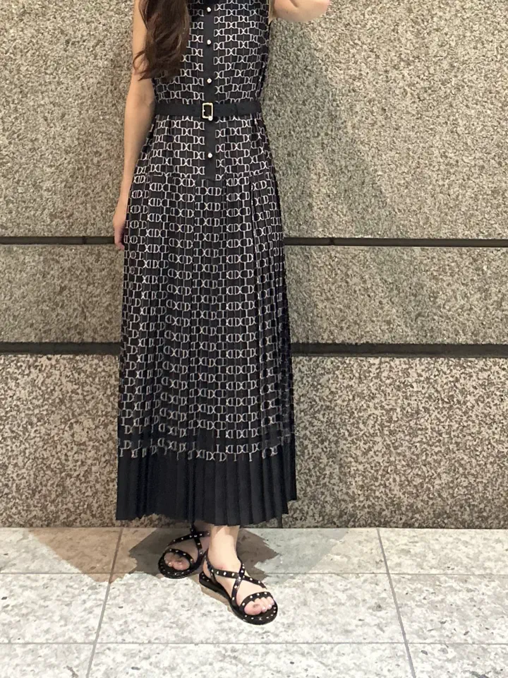 GRACE CONTINENTAL ERINA KATO コーディネート画像
