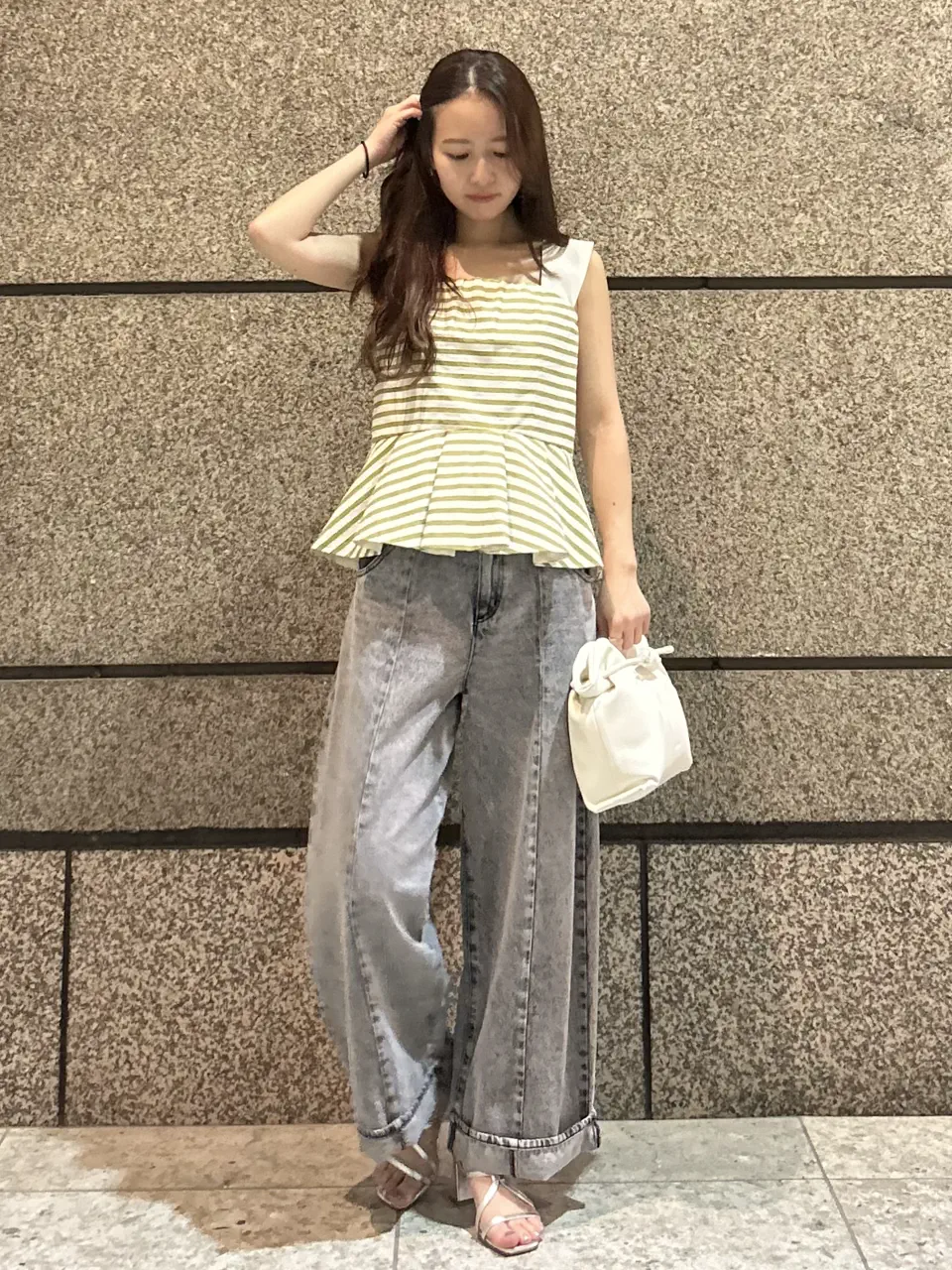 GRACE CONTINENTAL ERINA KATO コーディネート画像