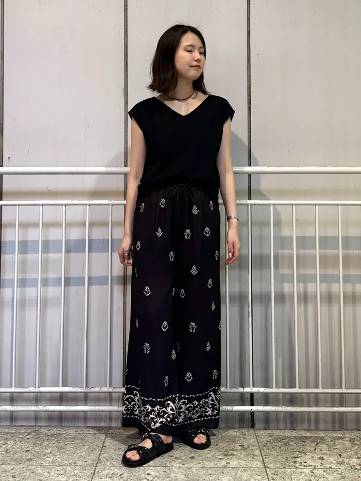 GRACE CONTINENTAL 伊藤　静華 コーディネート画像