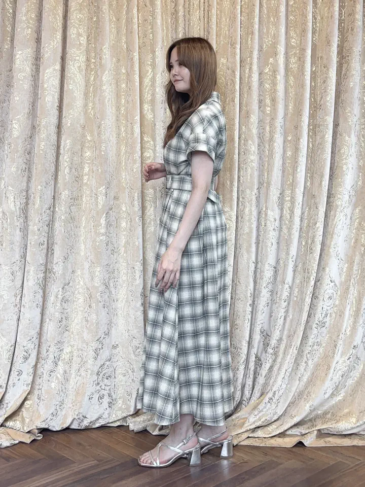 GRACE CONTINENTAL miyuki adachi コーディネート画像