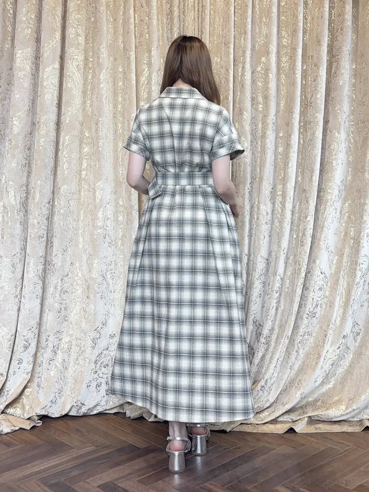 GRACE CONTINENTAL miyuki adachi コーディネート画像