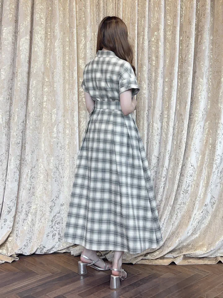 GRACE CONTINENTAL miyuki adachi コーディネート画像
