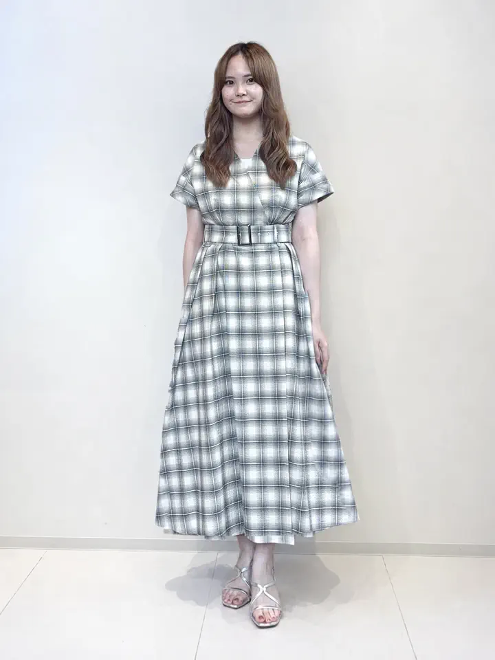 GRACE CONTINENTAL miyuki adachi コーディネート画像