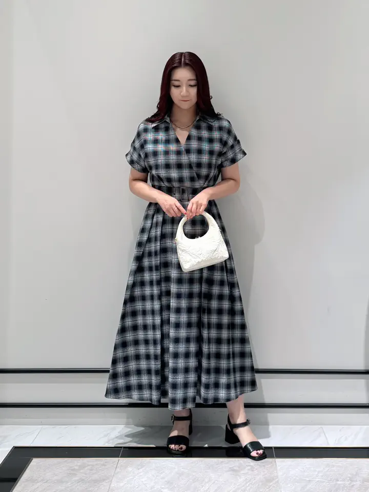 GRACE CONTINENTAL MOMOKO コーディネート画像